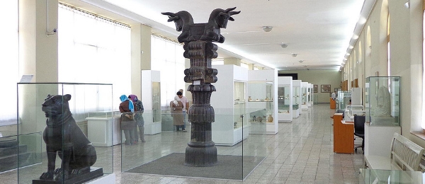 TEHERAN - Museo archeologico Iran Bastan
