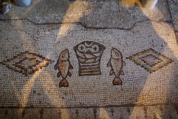 TIBERIADE - Mosaico Moltiplicazione dei Pani e Pesci